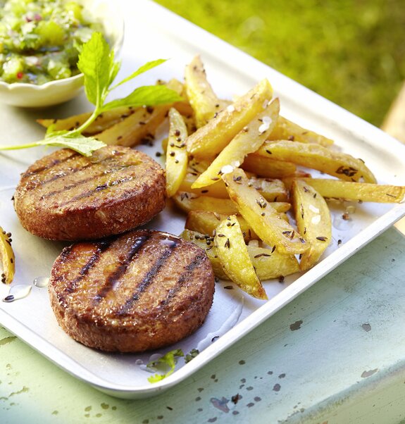 Vegane Frikadellen mit grüner Tomaten-Salsa