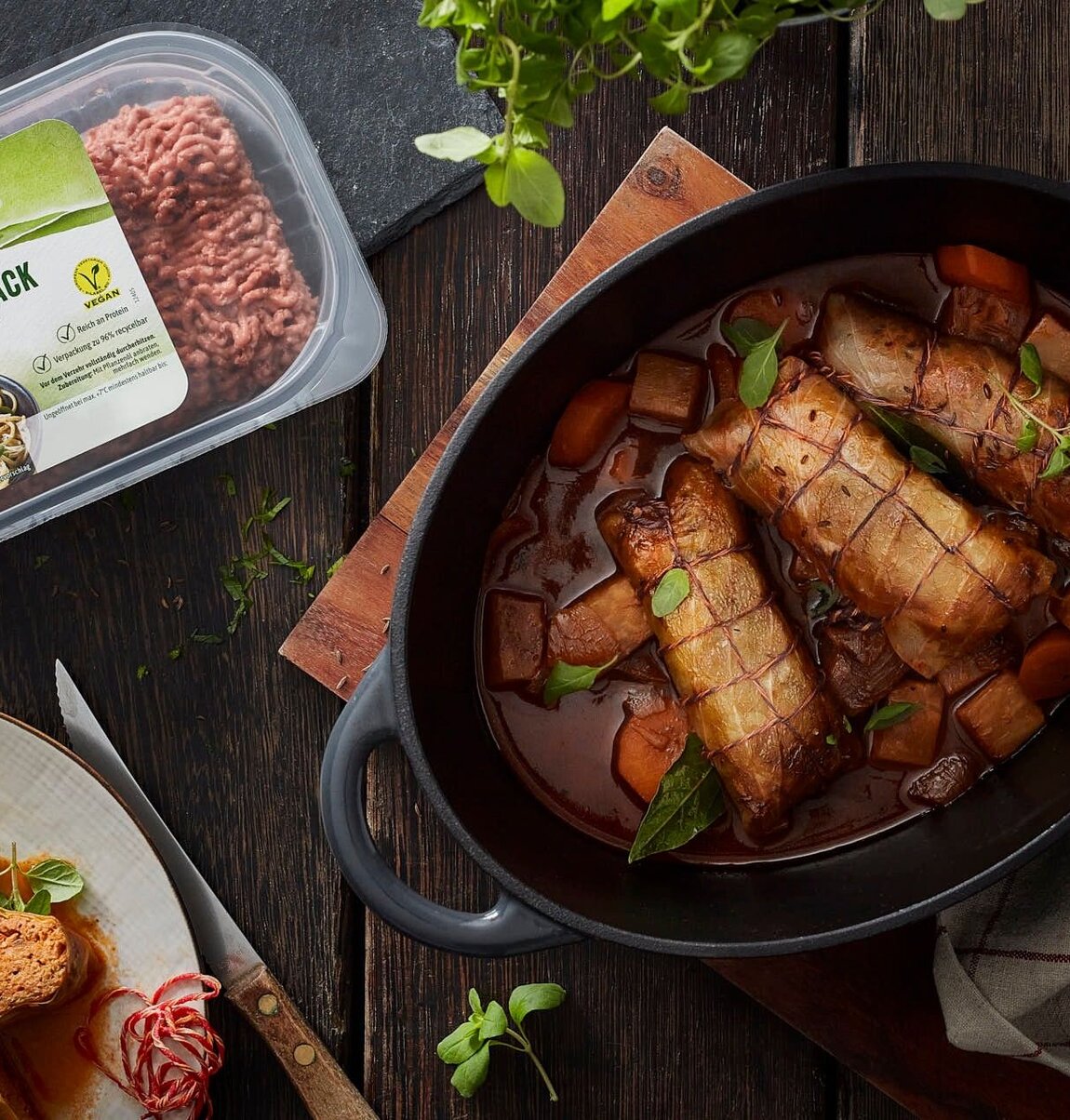 Vegane Kohlrouladen mit Kartoffeln | Rügenwalder Mühle