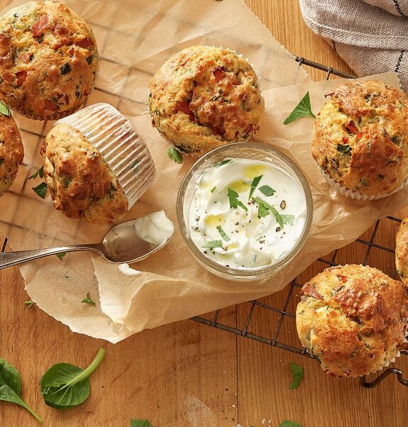 Spinat-Feta Muffins mit veganem Schninkenspicker